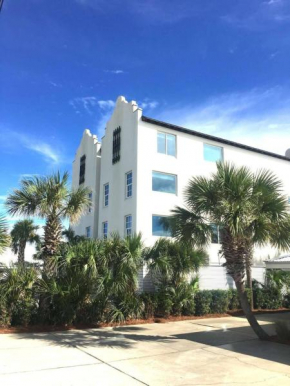 13223 Oleander Dr - The Opulent Pearl by Blue Swell
